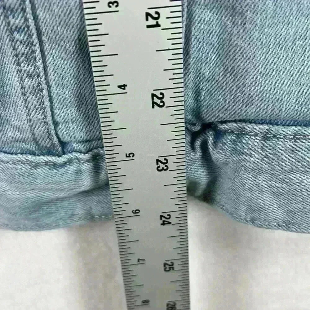 Boutique Jean Jacket Women's 1X Light Wash Blue Cotton/Spandex - Picture 8 of 9